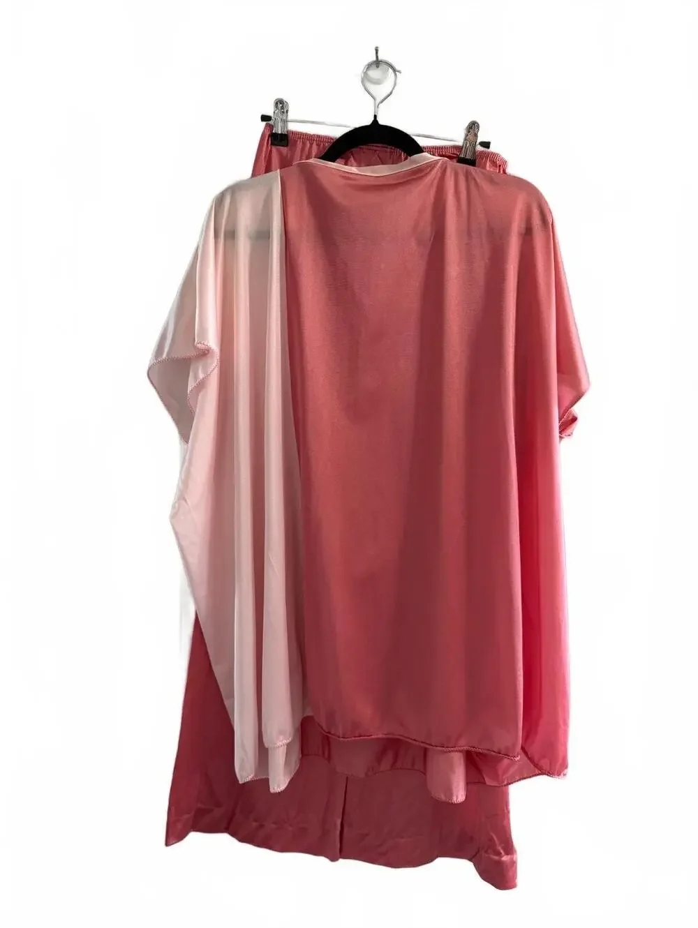 Vintage Queen’s Way to Fashion Pink Satin Lounge Set Women’s M Two Piece